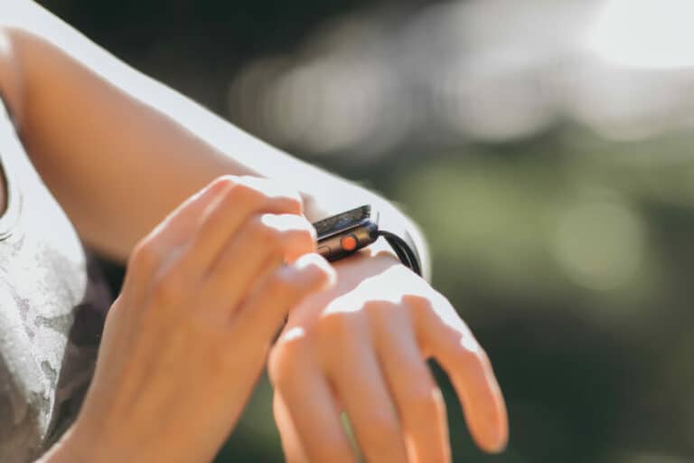 Do Apple Watches Have SIM Cards?