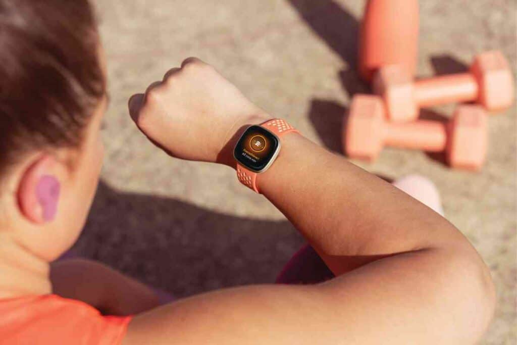2 Ways To Change Date And Time On Fitbits Smart Watch Journal
